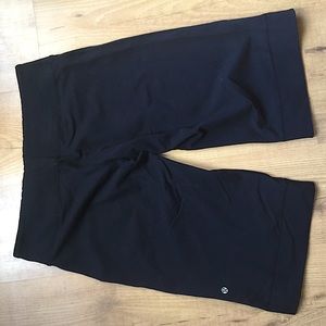 Lululemon capris